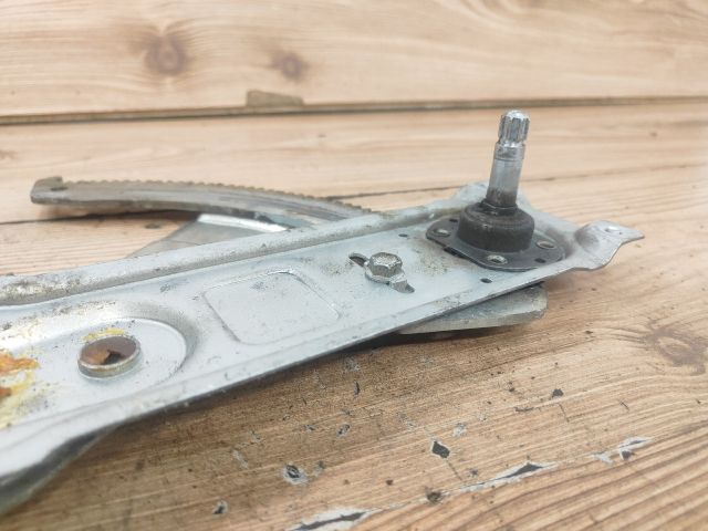 bontott OPEL ASTRA F Jobb első Ablakemelő Szerkezet (Mechanikus)