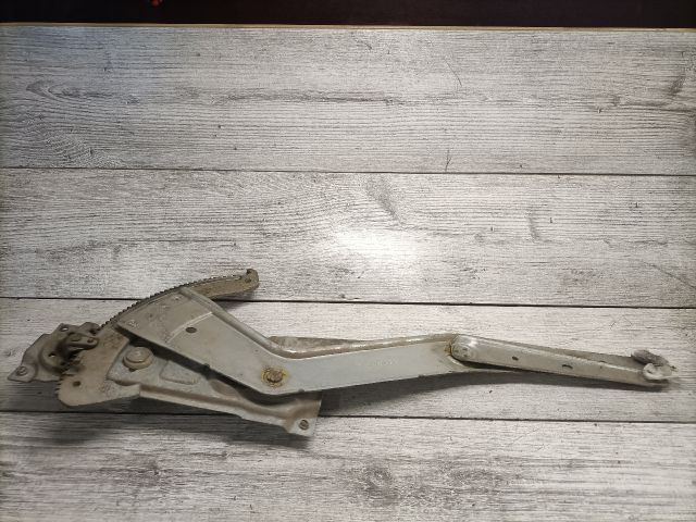 bontott OPEL ASTRA F Jobb első Ablakemelő Szerkezet (Mechanikus)
