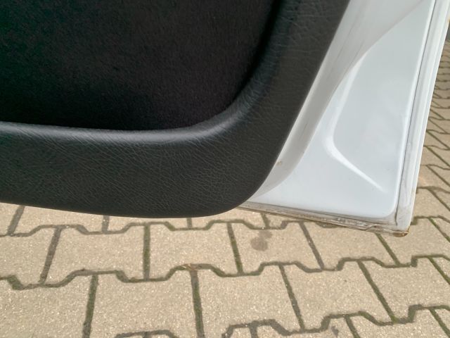 bontott OPEL ASTRA F Jobb első Ajtó (Részeivel)