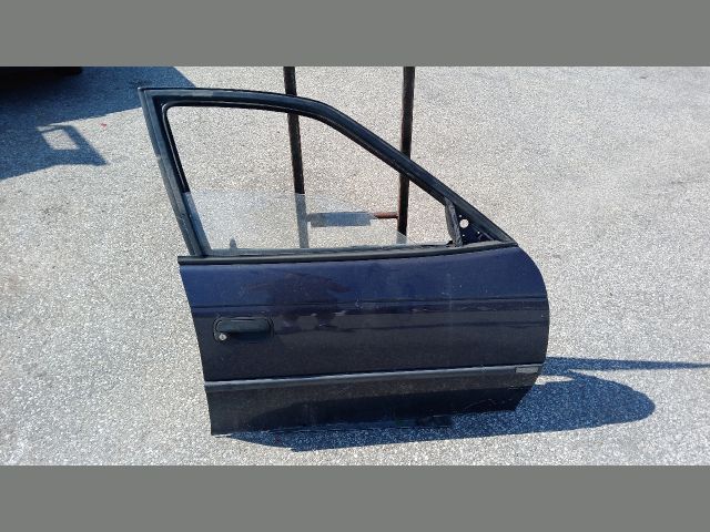 bontott OPEL ASTRA F Jobb első Ajtó (Részeivel)