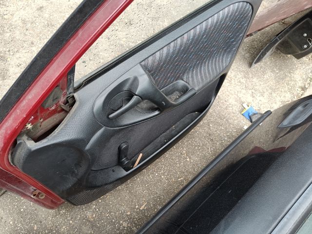 bontott OPEL ASTRA F Jobb első Ajtó (Részeivel)