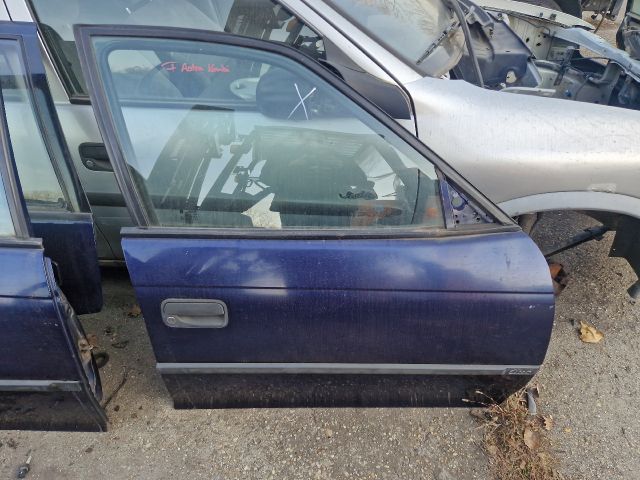 bontott OPEL ASTRA F Jobb első Ajtó (Részeivel)