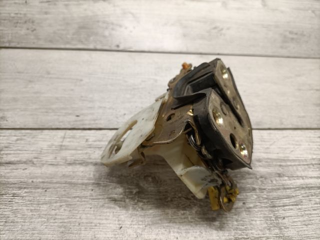 bontott OPEL ASTRA F Jobb első Ajtózár