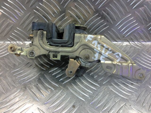 bontott OPEL ASTRA F Jobb első Ajtózár