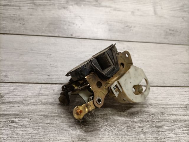 bontott OPEL ASTRA F Jobb első Ajtózár