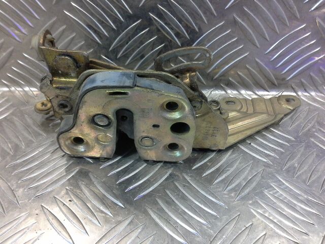 bontott OPEL ASTRA F Jobb első Ajtózár