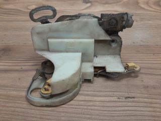 bontott OPEL ASTRA F Jobb első Ajtózár