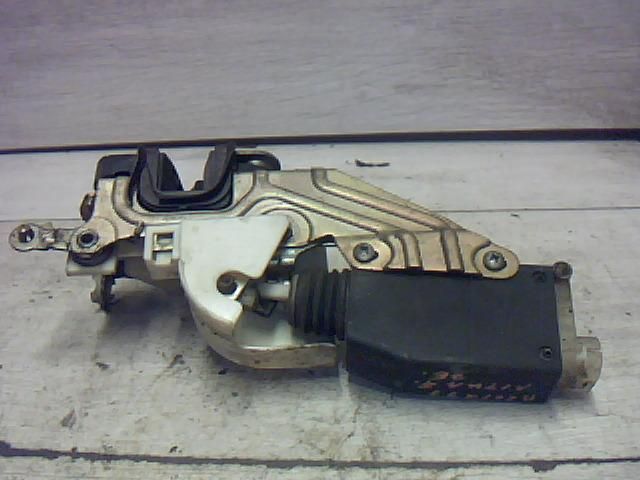 bontott OPEL ASTRA F Jobb első Ajtózár