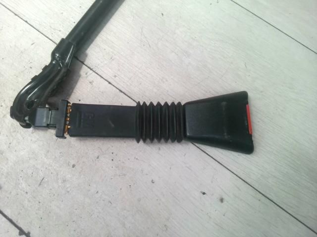 bontott OPEL ASTRA F Jobb első Biztonsági Öv Csat