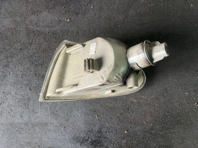 bontott OPEL ASTRA F Jobb első Irányjelző