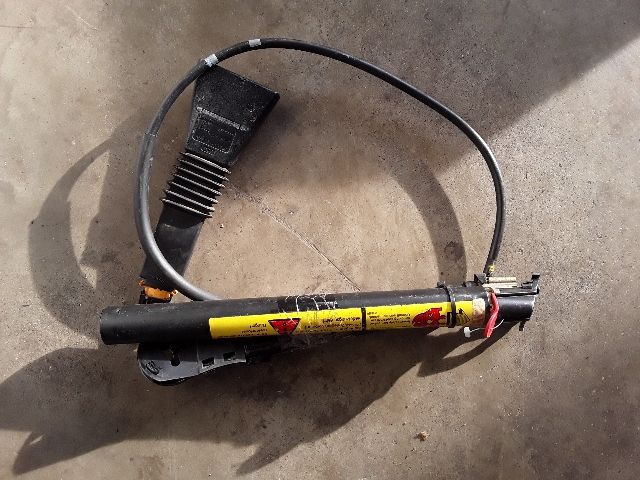 bontott OPEL ASTRA F Jobb első Övfeszítő