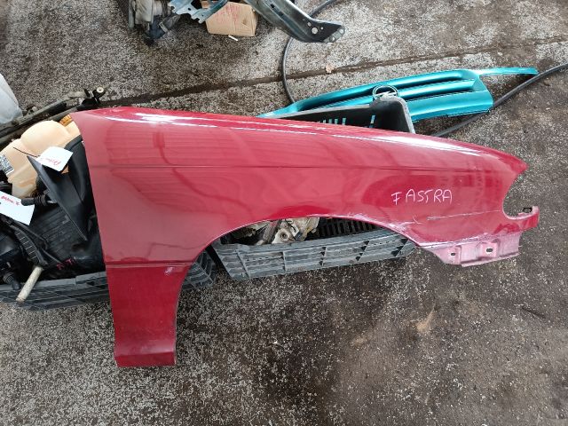 bontott OPEL ASTRA F Jobb első Sárvédő