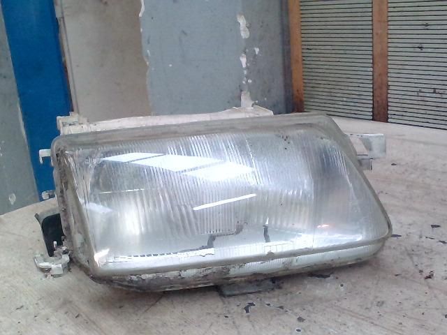 bontott OPEL ASTRA F Jobb Fényszóró