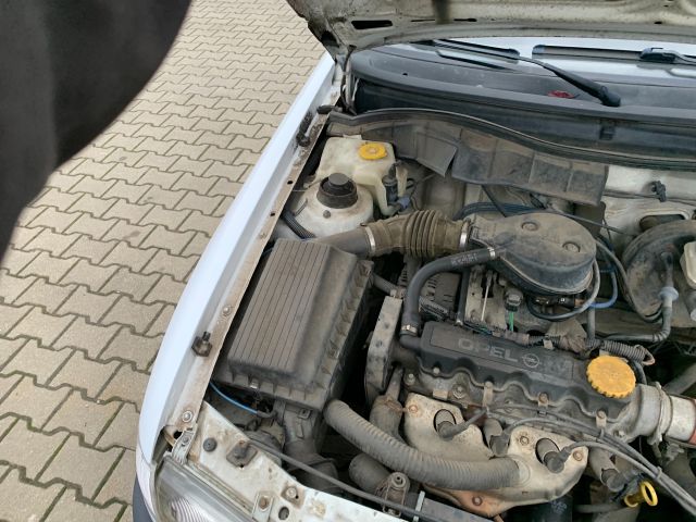 bontott OPEL ASTRA F Jobb Fényszóró