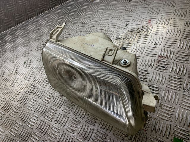 bontott OPEL ASTRA F Jobb Fényszóró