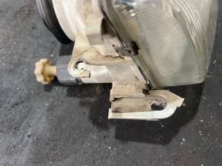 bontott OPEL ASTRA F Jobb Fényszóró