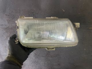 bontott OPEL ASTRA F Jobb Fényszóró