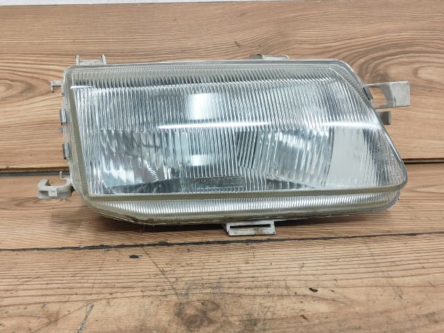 bontott OPEL ASTRA F Jobb Fényszóró