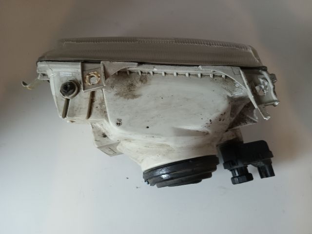 bontott OPEL ASTRA F Jobb Fényszóró