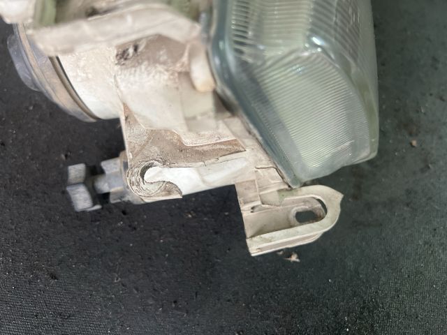 bontott OPEL ASTRA F Jobb Fényszóró