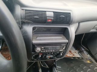 bontott OPEL ASTRA F Jobb Fényszóró