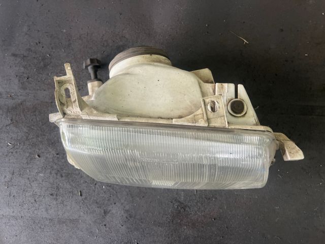 bontott OPEL ASTRA F Jobb Fényszóró