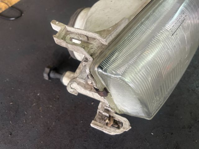 bontott OPEL ASTRA F Jobb Fényszóró