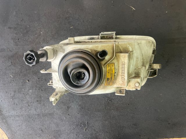 bontott OPEL ASTRA F Jobb Fényszóró