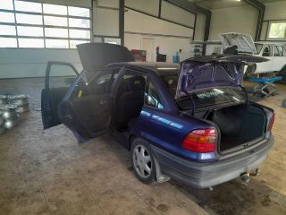 bontott OPEL ASTRA F Jobb hátsó Ablakemelő Szerkezet (Mechanikus)