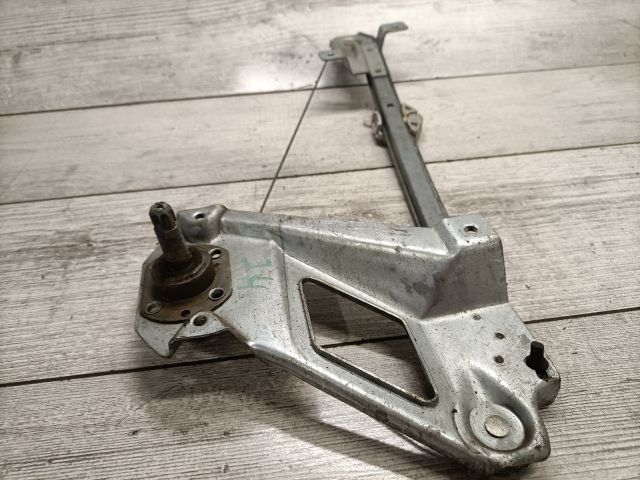 bontott OPEL ASTRA F Jobb hátsó Ablakemelő Szerkezet (Mechanikus)