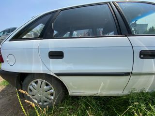 bontott OPEL ASTRA F Jobb hátsó Ajtó (Részeivel)