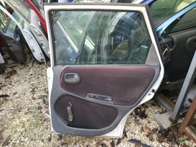 bontott OPEL ASTRA F Jobb hátsó Ajtó (Részeivel)