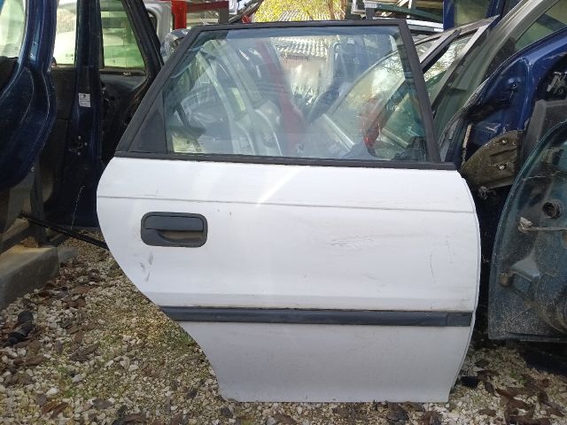 bontott OPEL ASTRA F Jobb hátsó Ajtó (Részeivel)