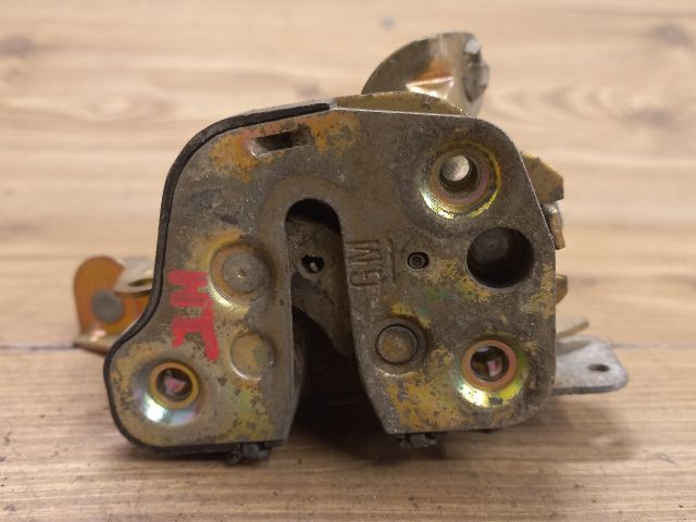 bontott OPEL ASTRA F Jobb hátsó Ajtózár