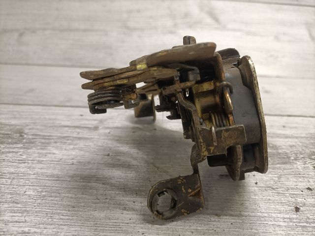 bontott OPEL ASTRA F Jobb hátsó Ajtózár