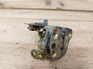 bontott OPEL ASTRA F Jobb hátsó Ajtózár