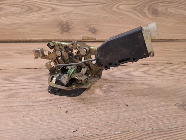 bontott OPEL ASTRA F Jobb hátsó Ajtózár