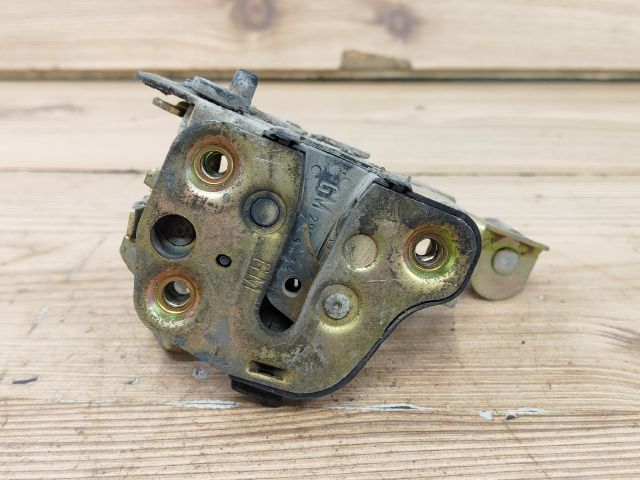 bontott OPEL ASTRA F Jobb hátsó Ajtózár