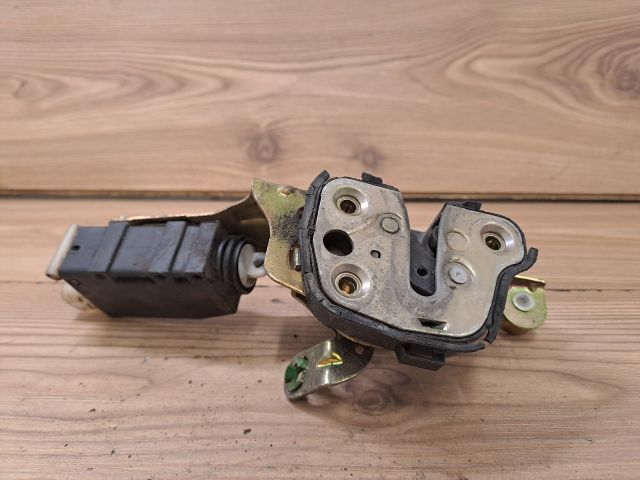 bontott OPEL ASTRA F Jobb hátsó Ajtózár