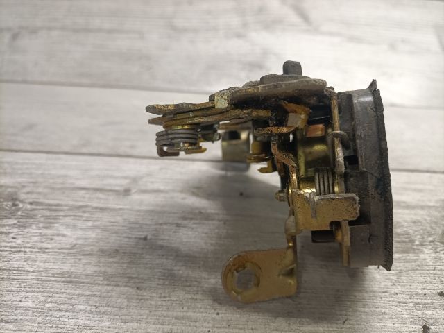 bontott OPEL ASTRA F Jobb hátsó Ajtózár