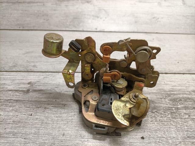 bontott OPEL ASTRA F Jobb hátsó Ajtózár