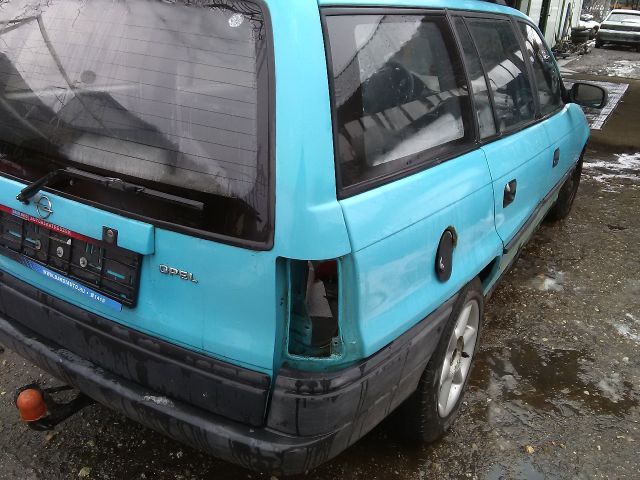 bontott OPEL ASTRA F Jobb hátsó Biztonsági Öv