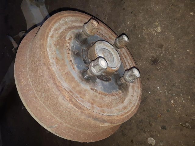 bontott OPEL ASTRA F Jobb hátsó Csonkállvány Kerékaggyal