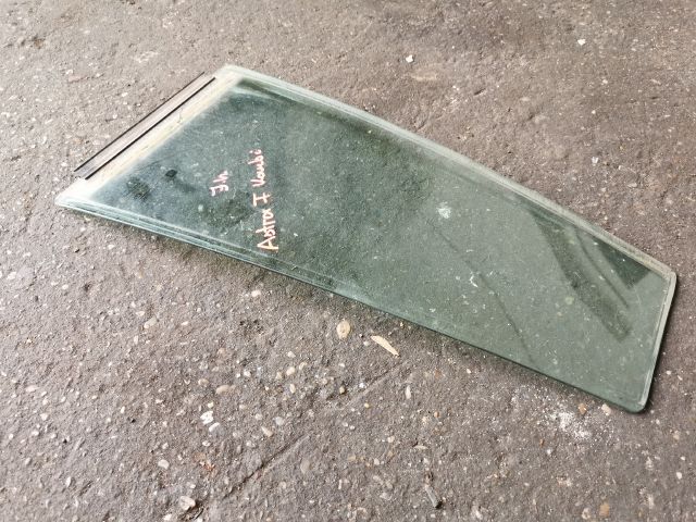 bontott OPEL ASTRA F Jobb hátsó Fixüveg (Ajtóban)