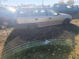 bontott OPEL ASTRA F Jobb hátsó Hangszóró