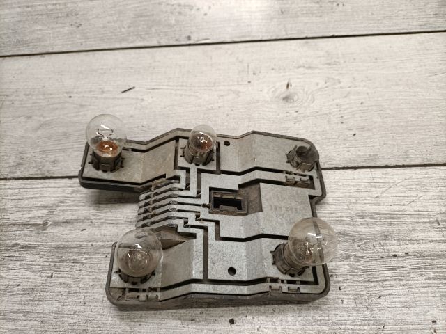 bontott OPEL ASTRA F Jobb Hátsó Lámpa Foglalat