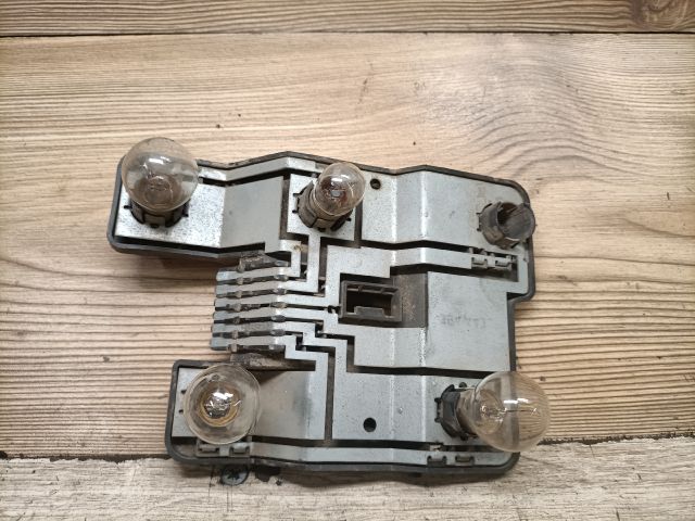 bontott OPEL ASTRA F Jobb Hátsó Lámpa Foglalat