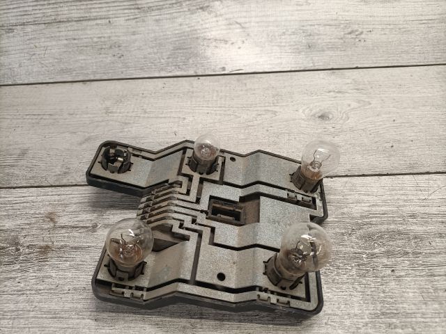 bontott OPEL ASTRA F Jobb Hátsó Lámpa Foglalat