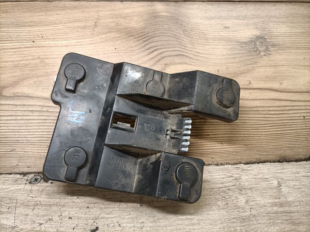 bontott OPEL ASTRA F Jobb Hátsó Lámpa Foglalat