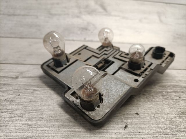 bontott OPEL ASTRA F Jobb Hátsó Lámpa Foglalat